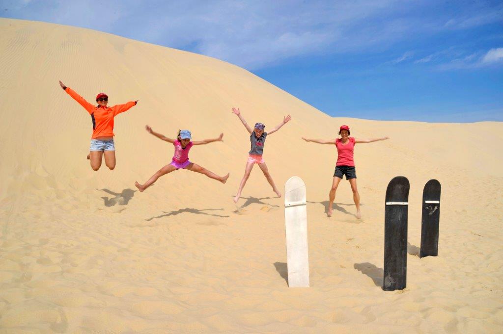 4wd_dune_tours_jump