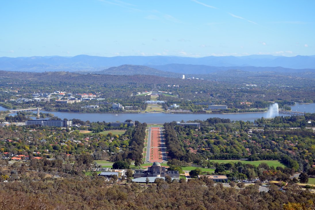 canberra_from_mt__ainslie_by_doomguy1001-d5zsun9