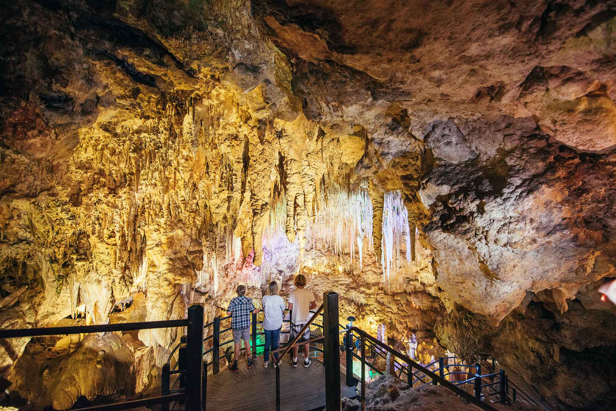 ngilgi-cave
